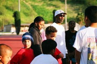 Angela Williams with youth members of the Southern California Cheetahs